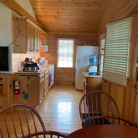 Beach Cottage Inn リンカーンヴィル エクステリア 写真