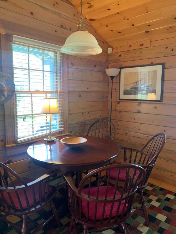 Beach Cottage Inn リンカーンヴィル エクステリア 写真