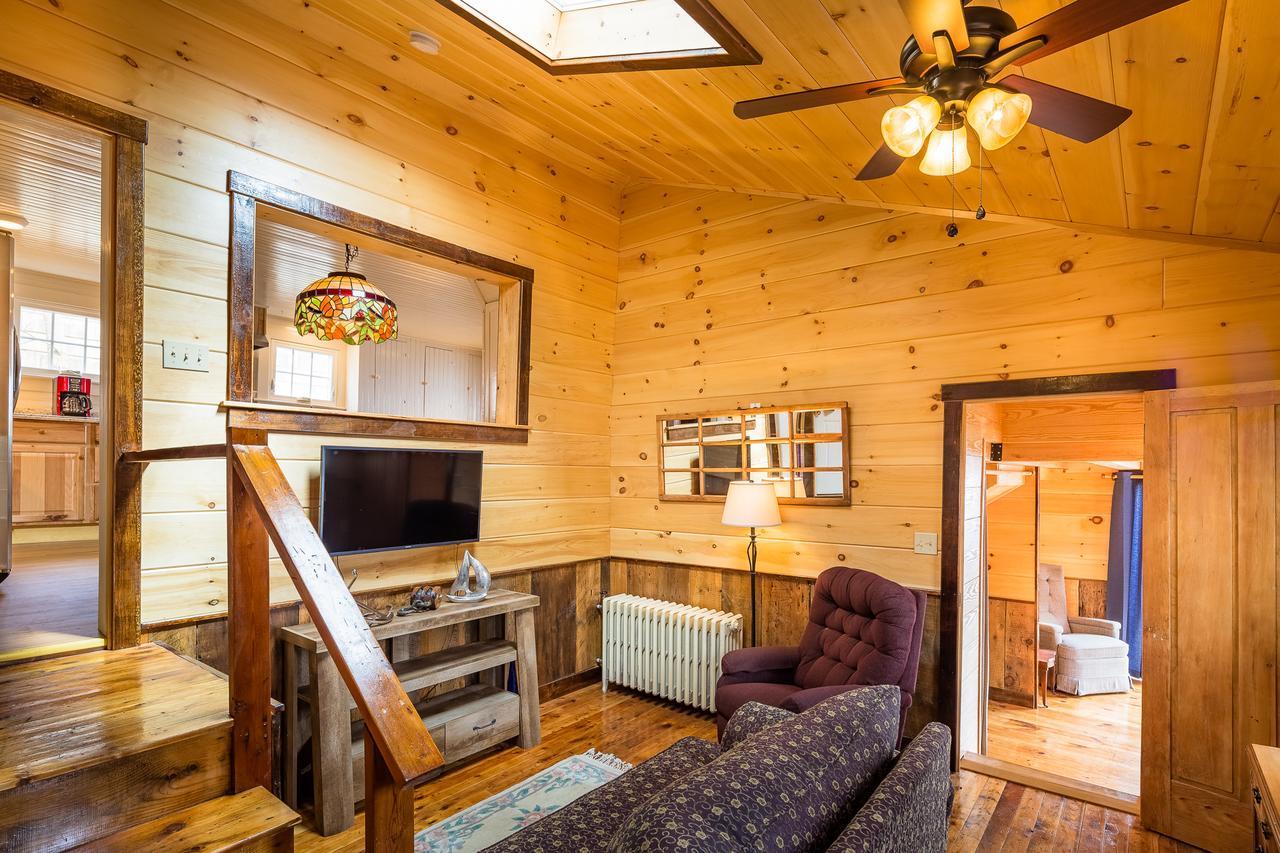 Beach Cottage Inn リンカーンヴィル エクステリア 写真