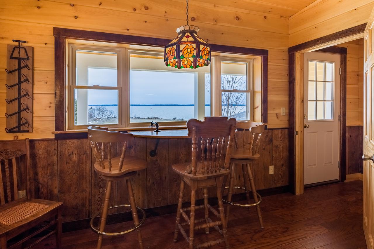 Beach Cottage Inn リンカーンヴィル エクステリア 写真