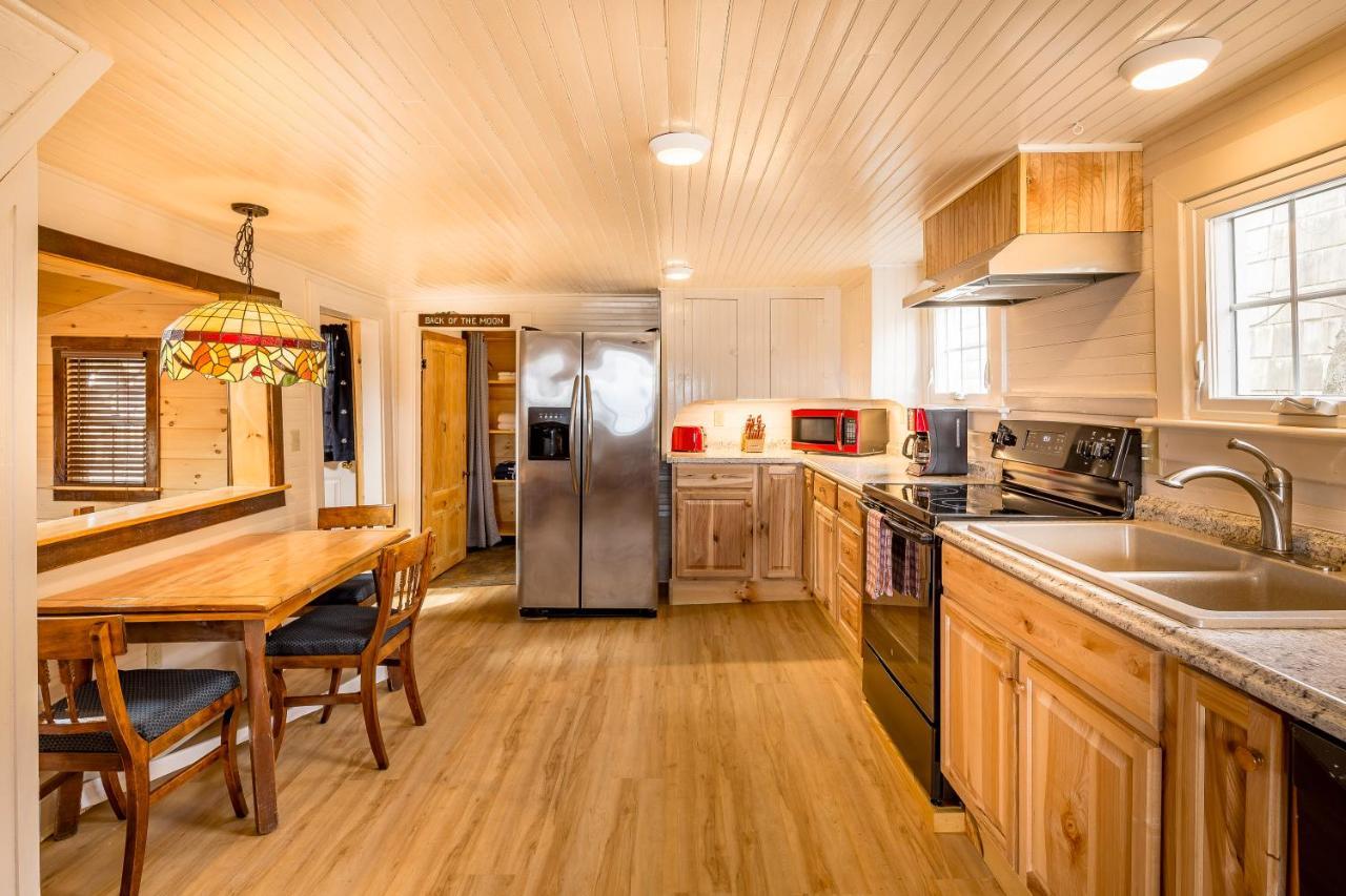 Beach Cottage Inn リンカーンヴィル エクステリア 写真